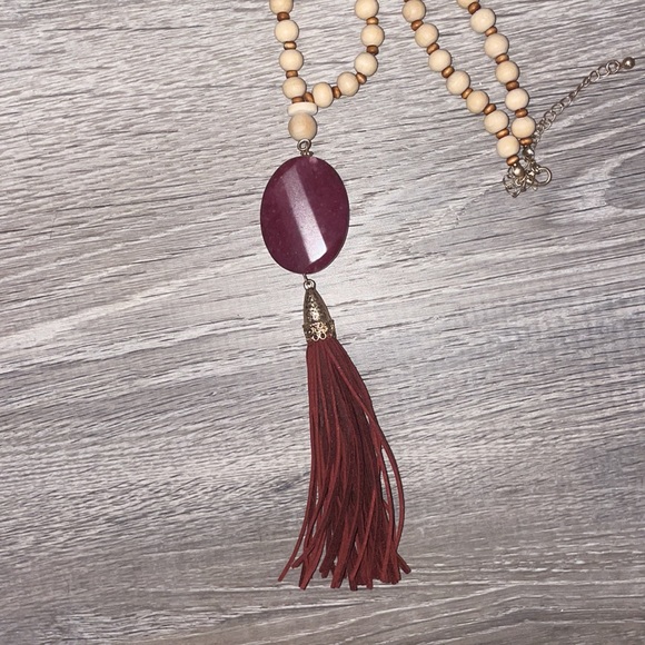 Beaded Necklace - Picture 2 of 3